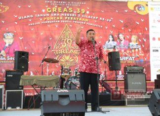 Taufik Beri Pesan Moral di Acara HUT SMAN 2 Cilacap