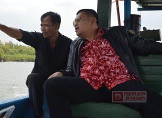 Menyebrangi Kampung Laut, Taufik: Destinasi Wisata Bagus Di Sini