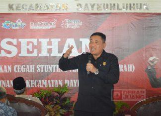 Menyapa Dayeuhluhur, Taufik Berikan Pesan Kepada Ketua RT Dan RW Sarasehan di Pendopo Kecamatan Dayeuhluhur