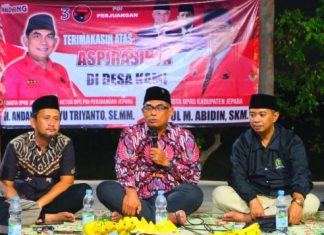 Andang dan Saiful Gelar Tasyakuran dan Beri Bantuan Biji Kedelai Andang dan Saiful Gelar Tasyakuran dan Beri Bantuan Biji Kedelai