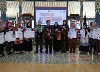 Afif-bersama-bidan-dan-dokter-anak-