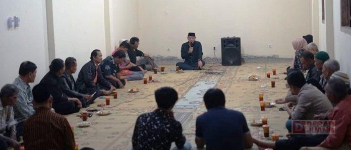 Atasi Polemik Warga, Ketua DPRD Karanganyar Turun Pimpin Mediasi Pertemuan Tomas