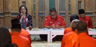 Azalea Gelar Konsolidasi Dengan Struktural Ranting Dan Anak Ranting Azalea Gelar Konsolidasi dengan Struktural Ranting dan Anak Ranting