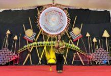 Azalea Hadiri Pentas Sanggar Tari Saraswati Azalea Hadiri Pentas Sanggar Tari Saraswati