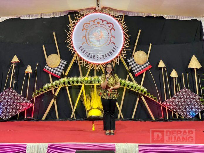 Azalea Hadiri Pentas Sanggar Tari Saraswati Azalea Hadiri Pentas Sanggar Tari Saraswati