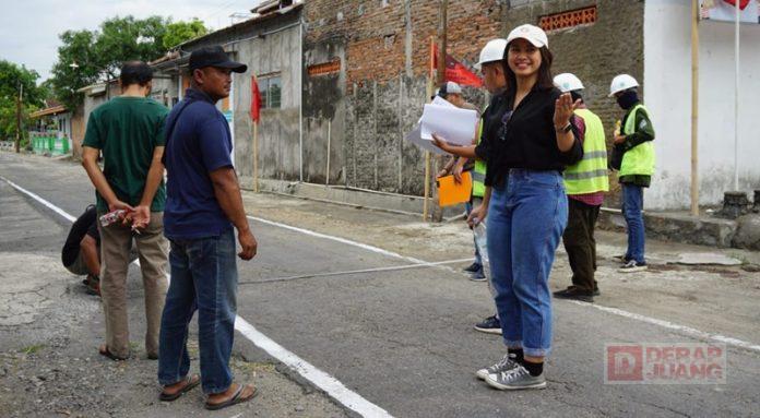 Azalea Lakukan Pendampingan Pembangunan Jalan Desa Azalea Lakukan Pendampingan Pembangunan Jalan Desa