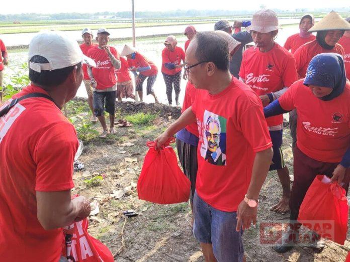 Serap Aspirasi, Eko Budi Santoso Sambangi Petani Serap Aspirasi, Eko Budi Santoso Sambangi Petani