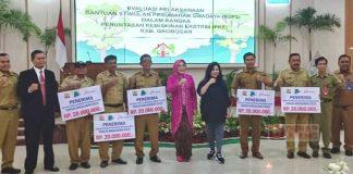 Bupati Grobogan Serahkan Bantuan Stimulan Perumahan Swadaya Evaluasi BSPS pengentasan kemiskinan ekstrim