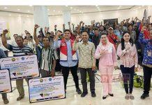 Paramitha Distribusikan Bantuan Paket Konversi BBM ke BBG untuk Nelayan Paramitha Distribusikan Bantuan Paket Konversi BBM ke BBG untuk Nelayan