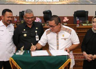 Teken APBD Kudus 2024, Masan: Fokus Pemilu dan Infrastruktur Teken APBD Kudus 2024, Masan: Fokus Pemilu dan Infrastruktur