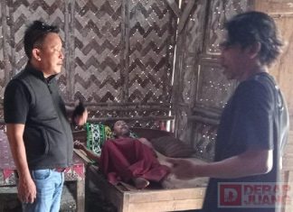 Heri Pasaribu berbicang dengan Anaknya Pak Rahid