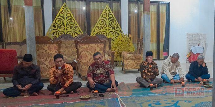 Joko Santoso Kawal Sosialisasi Pemanfaatan JUT di Desa Sendang Joko Santoso Kawal Sosialisasi Pemanfaatan JUT di Desa Sendang