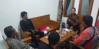 Margono Solidkan Barisan, Pasang Bendera Partai Serentak di Wilayah Ampuan