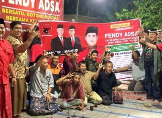 Perkuat Pasukan, Mas Fendy Temui Tim Pemenangan Mas Fendy saat menggelar rapat internal tim pemenangan wilayah tempur