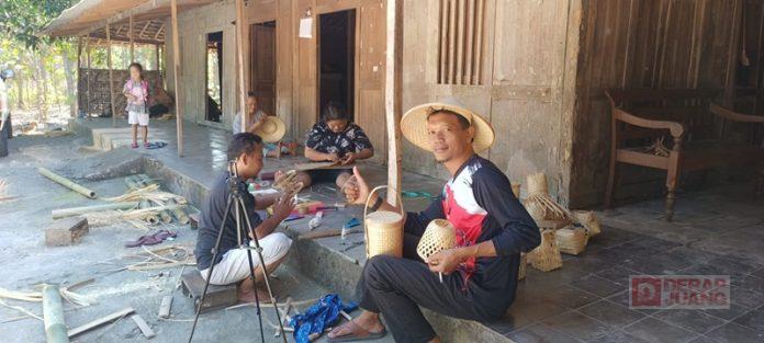 Nuryanto Berikan Motivasi Kepada Pengrajin Bambu