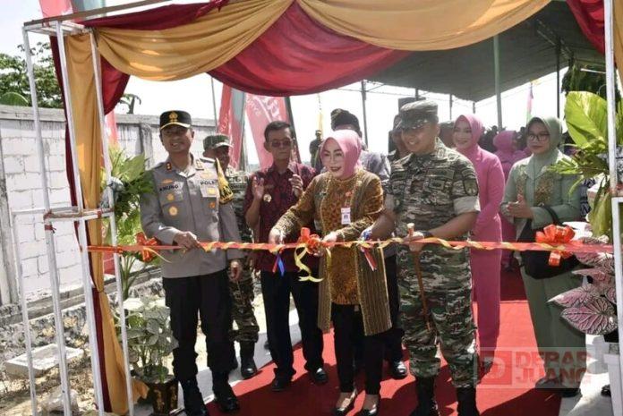 Bupati Grobogan Resmikan Jalan Hasil KBM Di Desa Genengadal Bupati Grobogan Resmikan Jalan Hasil KBM Di Desa Genengadal