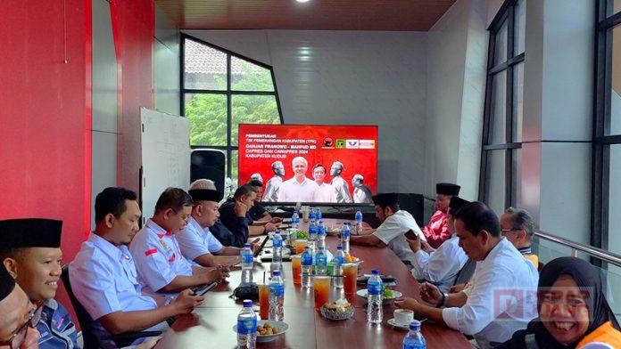 Solid Bergerak, Kudus Bentuk Tim Pemenangan Daerah Ganjar - Mahfud Solid Bergerak, Kudus Bentuk Tim Pemenangan Daerah Ganjar - Mahfud