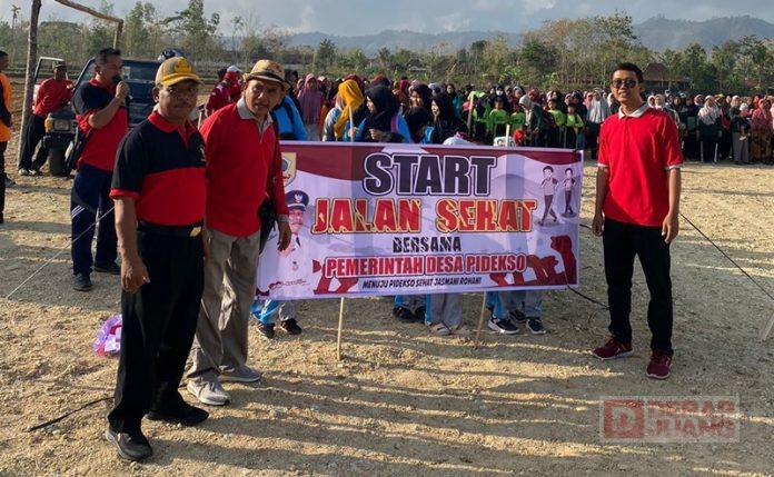 Romandhani Ikuti Jalan Sehat Desa Pidekso Romandhani Ikuti Jalan Sehat Desa Pidekso