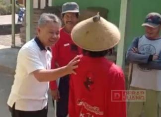 Rusdiana Perkuat Akar Rumput, Lewat Pengecoran Dak Masjid