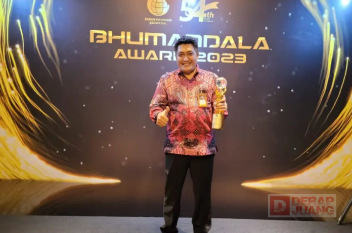 Menjadi Terbaik 1 Kategori Nama RupaBumi, Bupati Magelang Terima Penghargaan Bhumandala Bupati Magelang