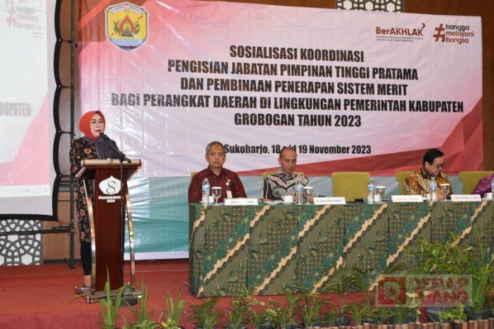 Terapkan Sistem Merit, Sri Sumarni Buka Soskor Pengisian Jabatan Pimpinan Tinggi Pratama Terapkan Sistem Merit, Sri Sumarni Buka Soskor Pengisian Jabatan Pimpinan Tinggi Pratama