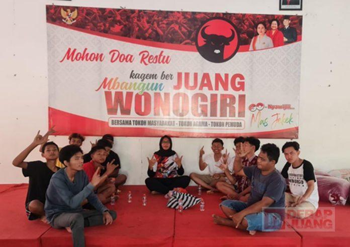 Sri Rejeki Bangun Loyalitas Karang Taruna Sri Rejeki Bangun Loyalitas Karang Taruna