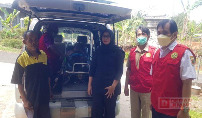Jemput Bola Pasien, Sri Rejeki Gandeng Tim Mawas Jemput Bola Pasien, Sri Rejeki Gandeng Tim Mawas