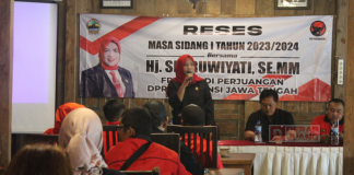Sri Ruwiyati Gelar Reses Sekaligus Konsolidasi Partai Sri Ruwiyati Gelar Reses Sekaligus Konsolidasi Partai