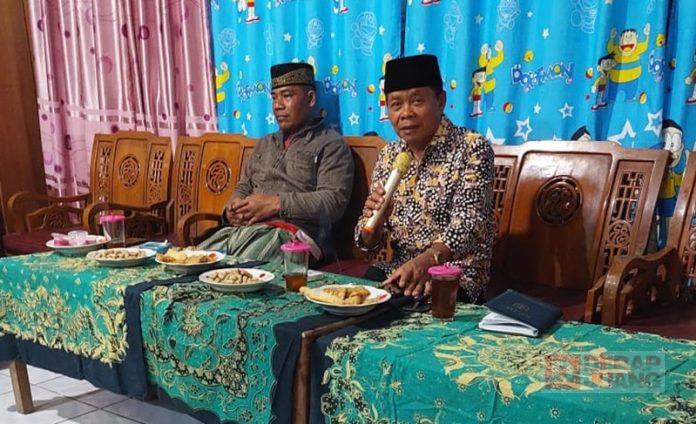 Suprapto Gelar Sarasehan di Dusun Grenjeng Suprapto Gelar Sarasehan di Dusun Grenjeng