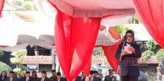 Etik Suryani Bacakan Amanat Mensos di Upacara Hari Pahlawan 2023 Etik Suryani Bacakan Amanat Mensos di Upacara Hari Pahlawan 2023