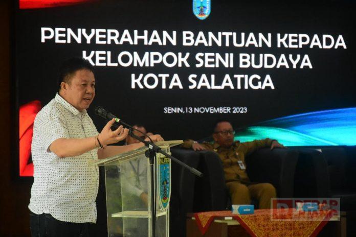 Dance Realisasikan Bantuan Bagi 29 Kelompok Seni dan Budaya Kota Salatiga Dance Realisasikan Bantuan Bagi 29 Kelompok Seni dan Budaya Kota Salatiga