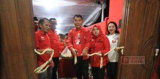 DPC Surakarta Resmikan 7 Posko Pemenangan Ganjar-Mahfud Tingkat Kelurahan DPC PDI Perjuangan Surakarta Resmikan Serentak 7 Posko Pemenangan Ganjar-Mahfud Tingkat Kelurahan.