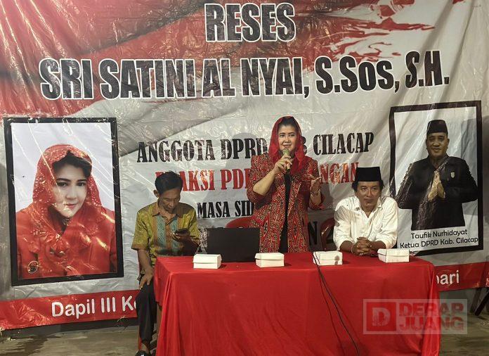 Gelar Reses, Bu Nyai Sapa Konstituennya Di Patimuan Gelar Reses, Bu Nyai Sapa Konstituennya Di Patimuan