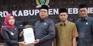 Hadiri Rapat Paripurna, Ristawati Tekankan Perlu Perda Baru Tuk Cegah Kehilangan PAD Hadiri Rapat Paripurna, Ristawati Tekankan Perlu Perda Baru Tuk Cegah Kehilangan PAD