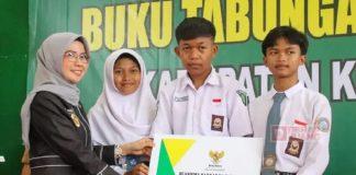 Ristawati menghadiri Pembinaan dan Penyerahan Buku Tabungan Beasiswa BAZNAS Kebumen Tahun 2023