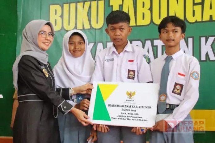 Ristawati menghadiri Pembinaan dan Penyerahan Buku Tabungan Beasiswa BAZNAS Kebumen Tahun 2023 Ristawati menghadiri Pembinaan dan Penyerahan Buku Tabungan Beasiswa BAZNAS Kebumen Tahun 2023