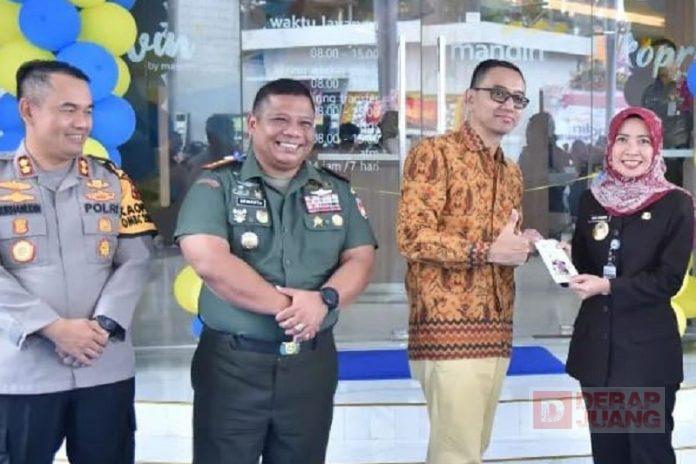 Ristawati Hadiri Peresmian Gedung Baru Kantor Bank Mandiri KCP Kebumen Ristawati Hadiri Peresmian Gedung Baru Kantor Bank Mandiri KCP Kebumen