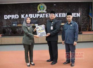 Ristawati Hadiri Rapat Paripurna Pengambilan Keputusan DPRD Kebumen