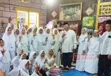 Agus Prastowo ngaji bersama ibu-ibu desa selo