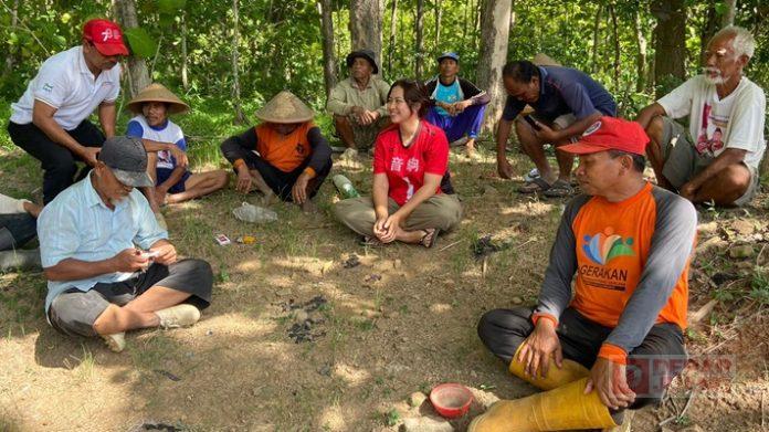Azalea Turut Serta Gotong-Royong Kelompok Tani Angkasa Tirta Azalea Turut Serta Gotong-Royong Kelompok Tani Angkasa Tirta