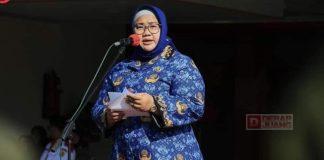 Bupati Yuni Pimpin Upacara Peringatan Hari Ibu Ke-95 dan Bela Negara Ke-75 Bupati Yuni Pimpin Upacara Peringatan Hari Ibu Ke-95 dan Bela Negara Ke-75