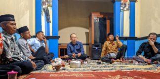 Dani Mursito Silaturahmi dengan Warga Ngandong Dani Mursito Silaturahmi dengan Warga Ngandong