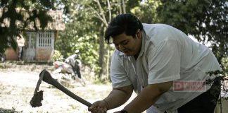 Farid Ardika Bantu Paving Block di Punden Mbah Gilang Farid Ardika Bantu Paving Block di Punden Mbah Gilang