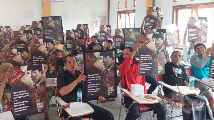 Komandan Tempur Bintang Dua Blora Adakan Lomba Figura Poster Bung Karno Komandan Tempur Bintang Dua Blora Adakan Lomba Figura Poster Bung Karno