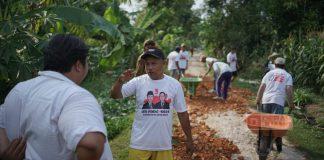 Farid Ardika Berikan Bantuan Material Untuk Jalan Dusun Kayen