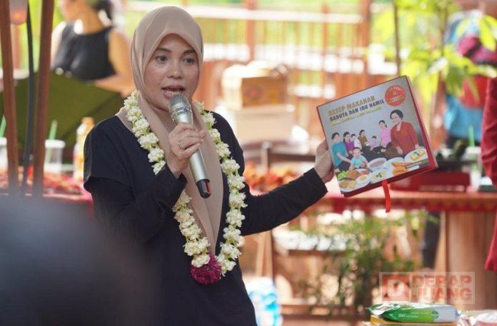 Siti Atiqoh Sebut Kedaulatan Pangan Dapat Dimulai dari Tingkat Rumah Tangga Siti Atiqoh Sebut Kedaulatan Pangan Dapat Dimulai dari Tingkat Rumah Tangga
