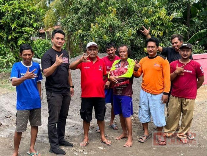 Mas Bram Bantu material pembangunan jalan Mas Bram Bantu material pembangunan jalan