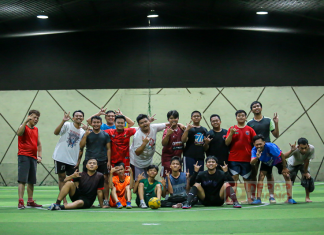 Rebut Hati Anak Muda, Mas Fendy Gelar Futsal Bareng Mas Fendy Futsal dengan Anak muda