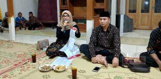 Mbak Binta Temui Konstituen Warga Desa Gedong Mbak Binta Temui Konstituen Warga Desa Gedong