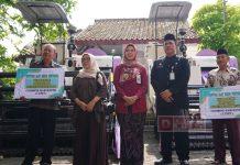 Mbak Eisti Serahkan Bantuan Alsintan kepada Kelompok Tani